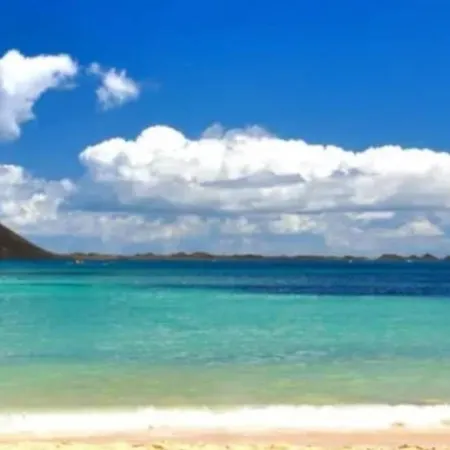 Centro De Con Vistas A Isla De Lobos *