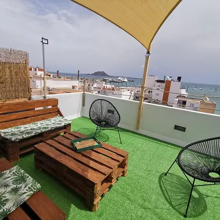 Centro De Con Vistas A Isla De Lobos Holiday home